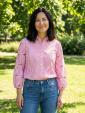 Blus med broderi p� �rmarna, r�d-vit